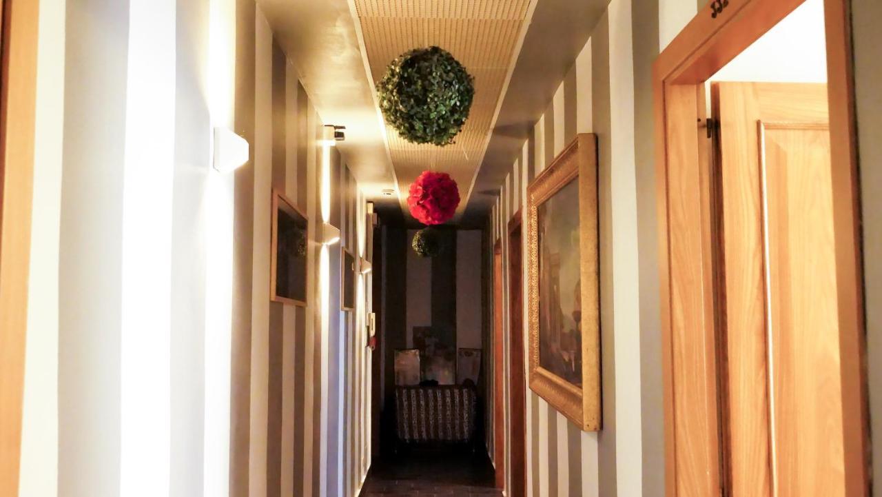 Romadelante Hotel Ngoại thất bức ảnh